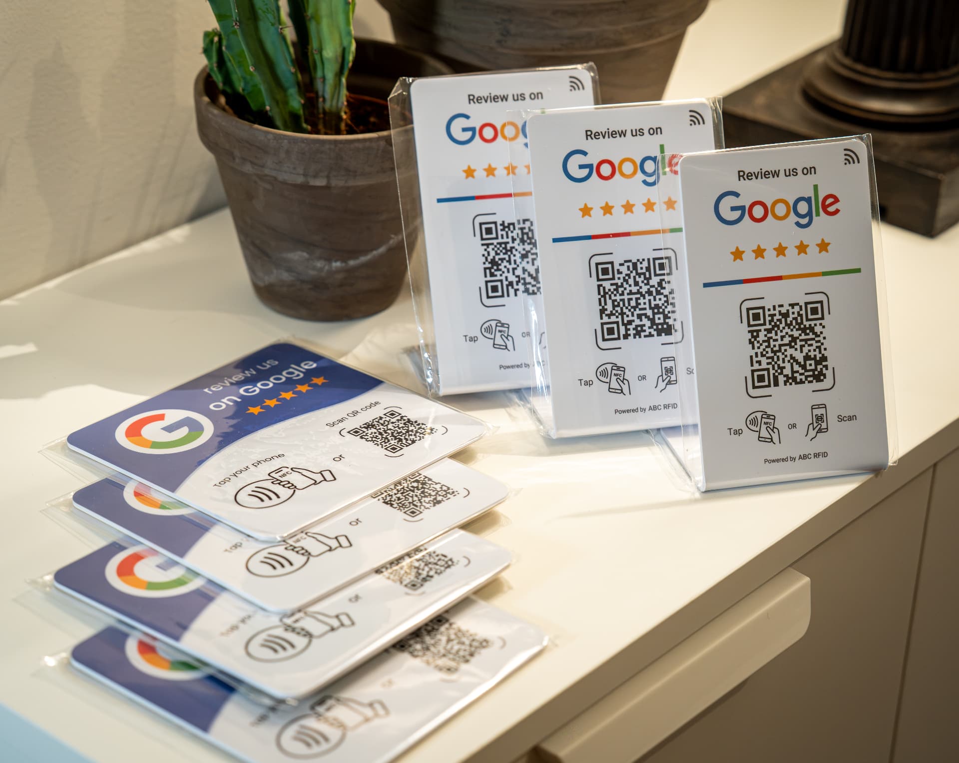 NFC-skyltar för Google-recensioner i reception